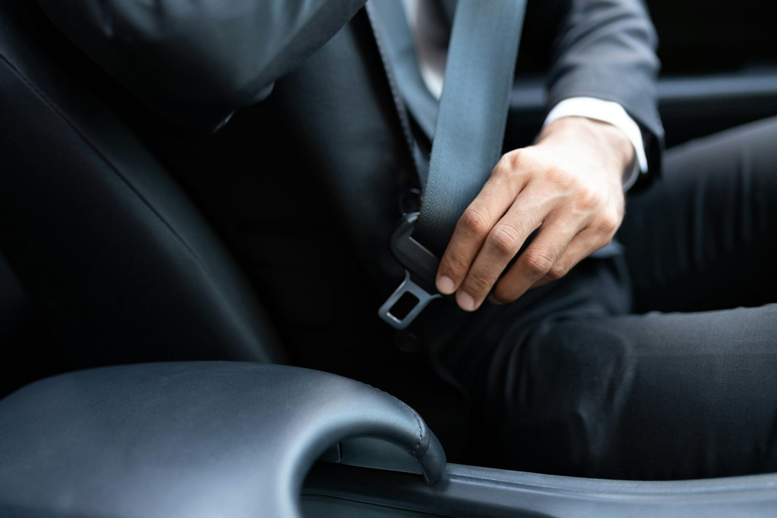 Does a Seat Belt Interfere With Concealed Carry While Driving?